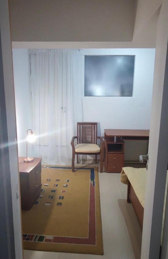 Private Bedroom Paphos Central ภายนอก รูปภาพ